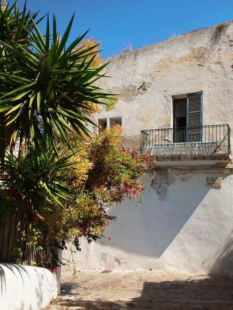 Eivissa, Dalt Vila, Carrer de Sant Benet