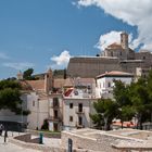 Eivissa / Ibiza: Blick von der Festungsmauer auf Dalt Vila und die Kathedrale