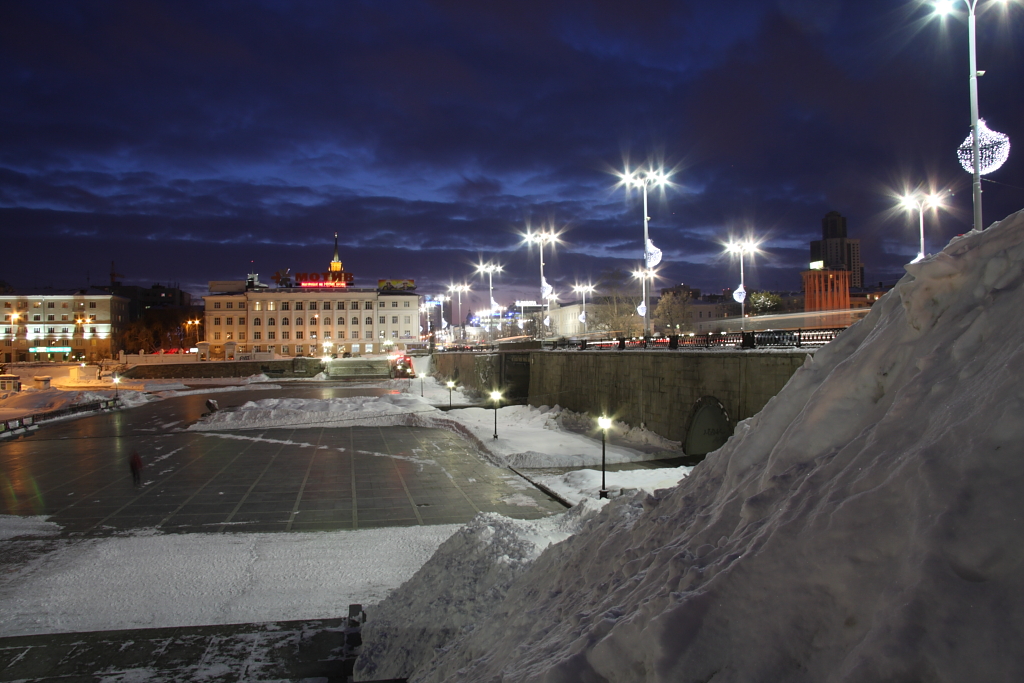 Ekaterinburg, Night