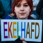 ekelhAFD