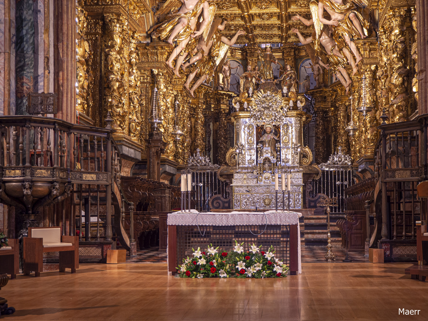 El Altar Mayor . Catedral de Santiago de Compostela.