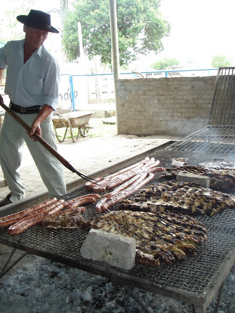 el asadito de fin de año en el rodeo  Argentina