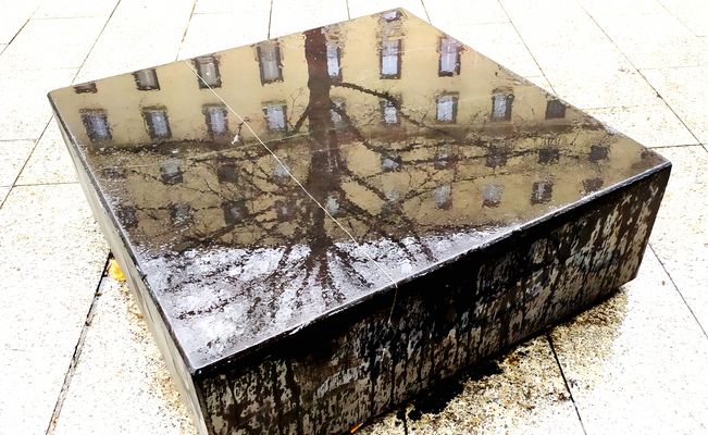 el asiento esta mojado...............................