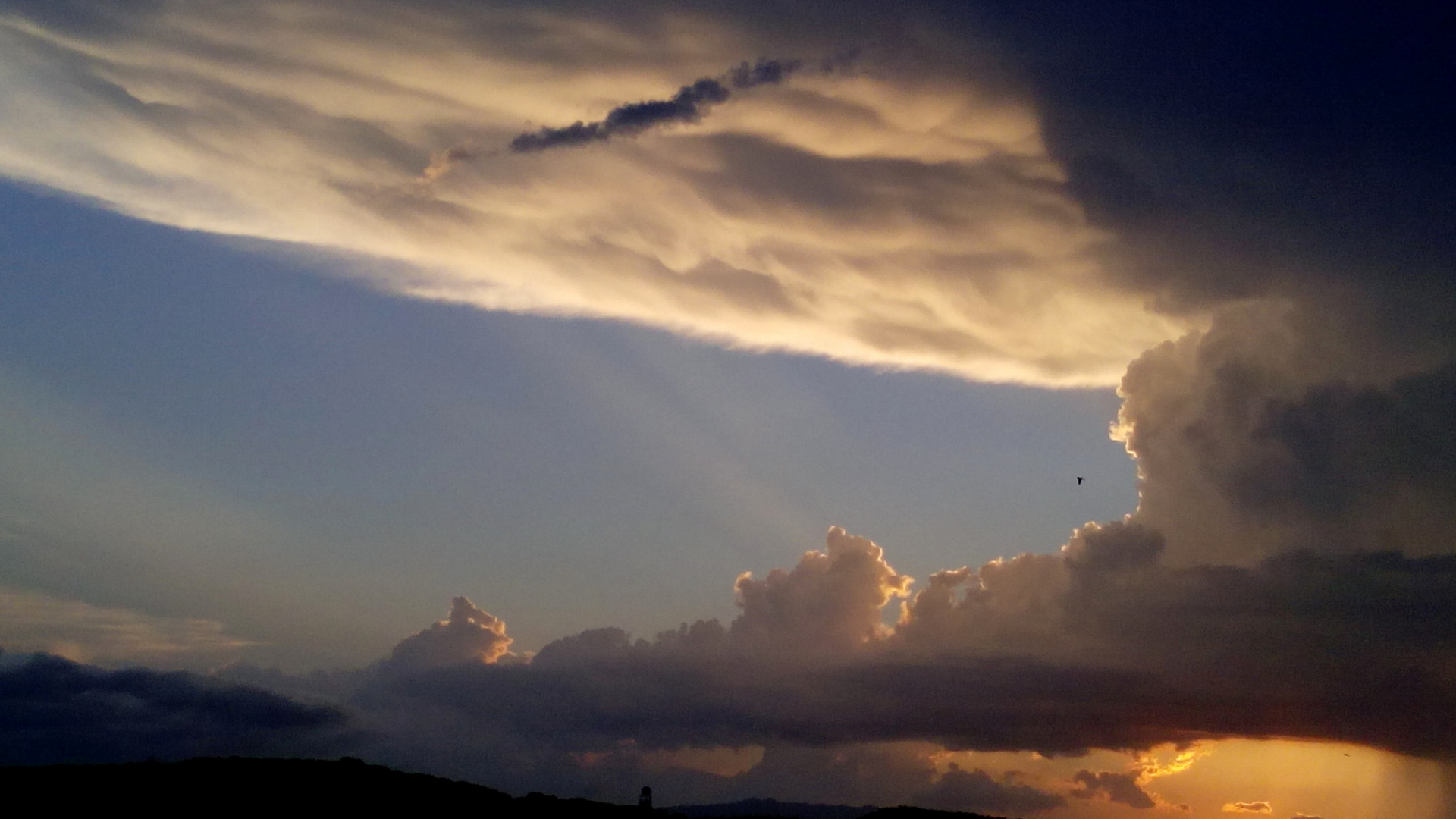 El atardecer del mes de setiembre