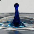 el azul del cielo y del agua