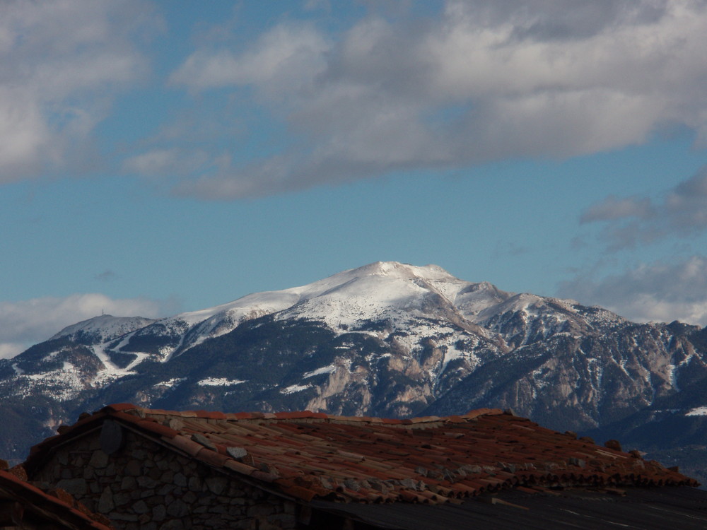 El Cadí desde el tejado de casa