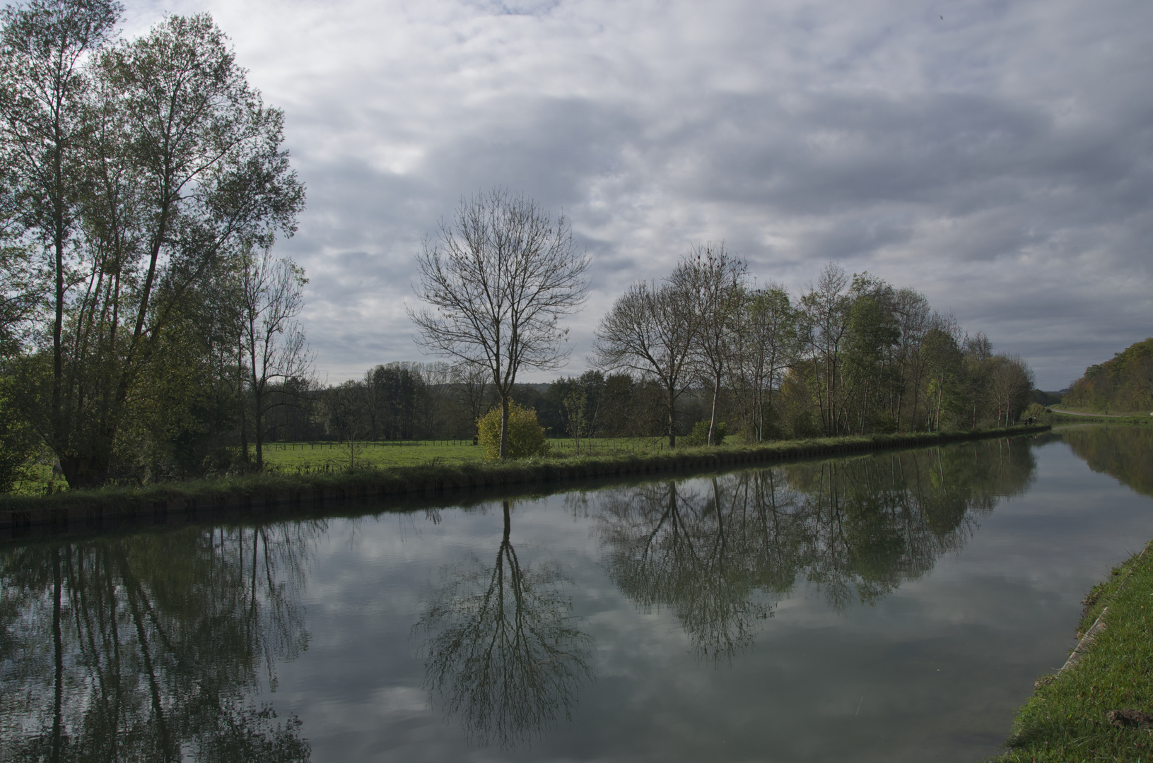 El Canal de Borgoña