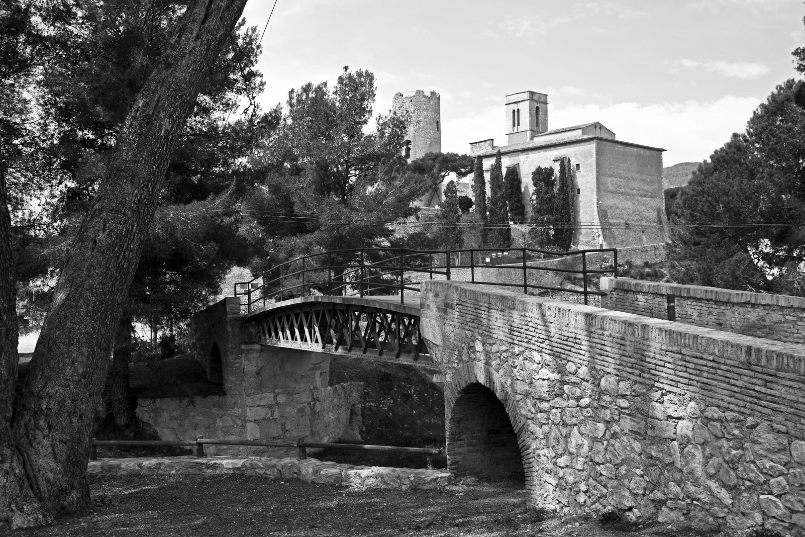 El Castel de Ribes, Sant Pere