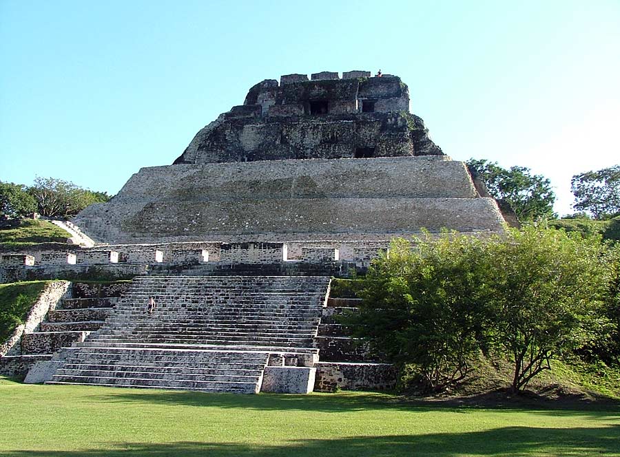 El Castillo ...