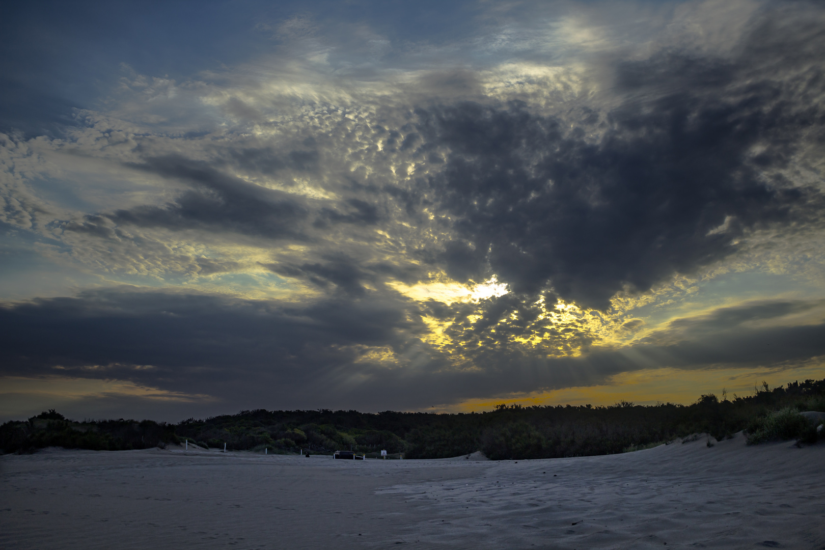 El cielo del atardecer -1