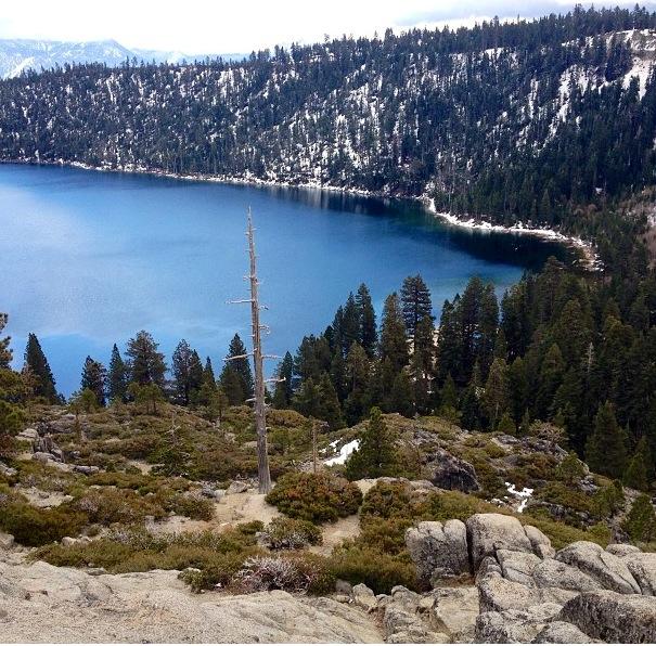 el cielo reflejado en tahoe