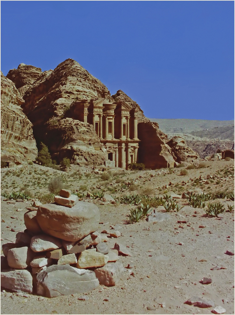 El Deir   -  Le Monastère   --   Petra