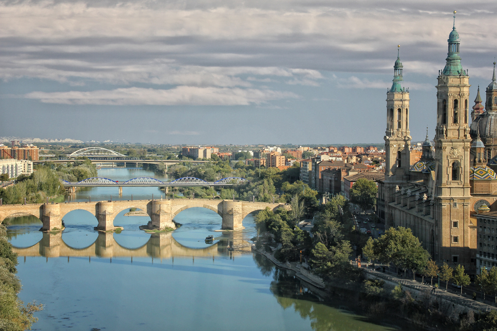 El Ebro guarda silencio...