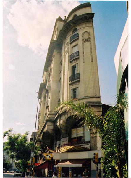 El edificio mas angosto del Mundo