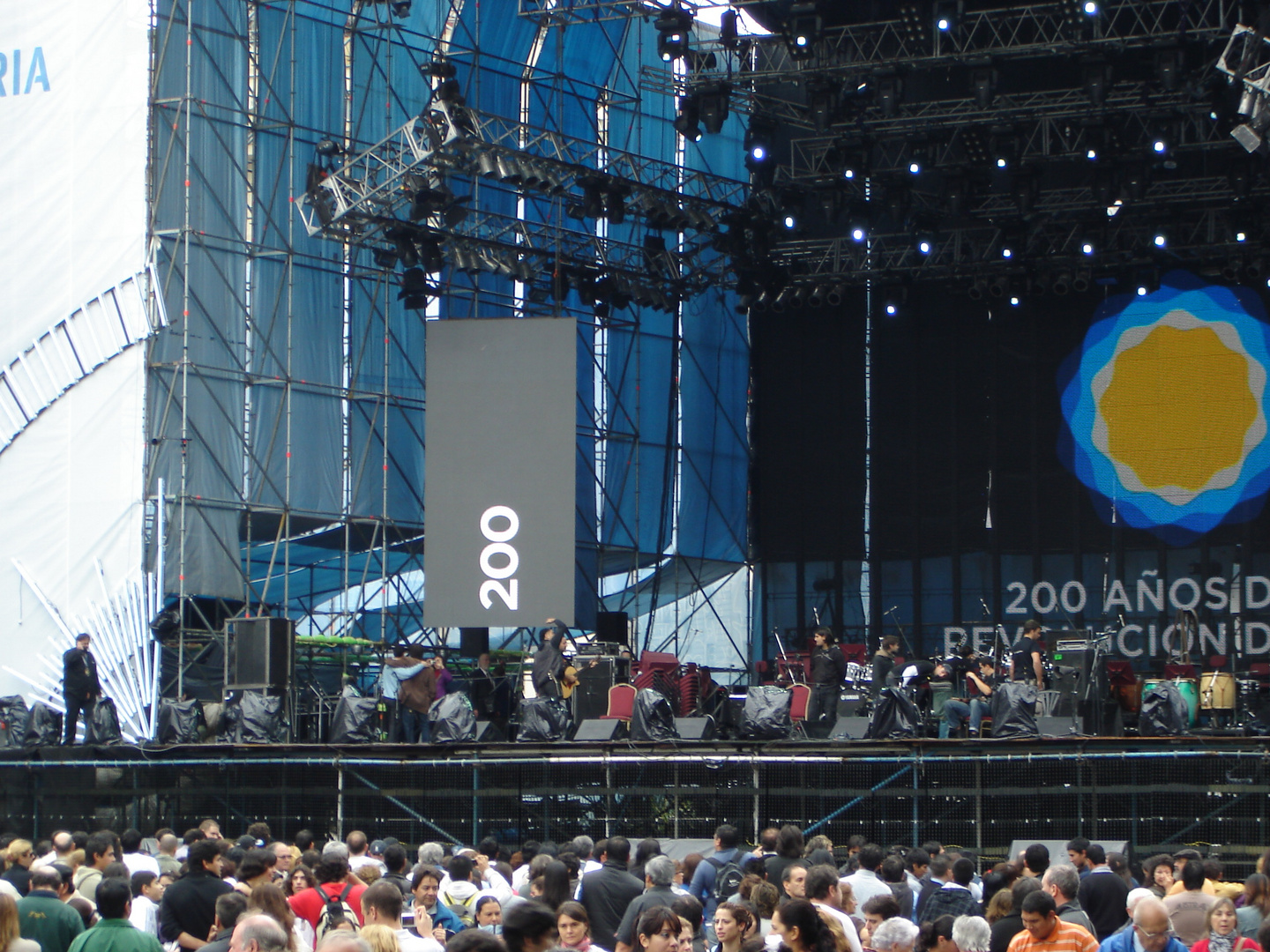 el escenario de los festejos por el bicentenario de la revolucion de mayo