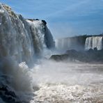 El estruendo del agua en la Garganta del Diablo