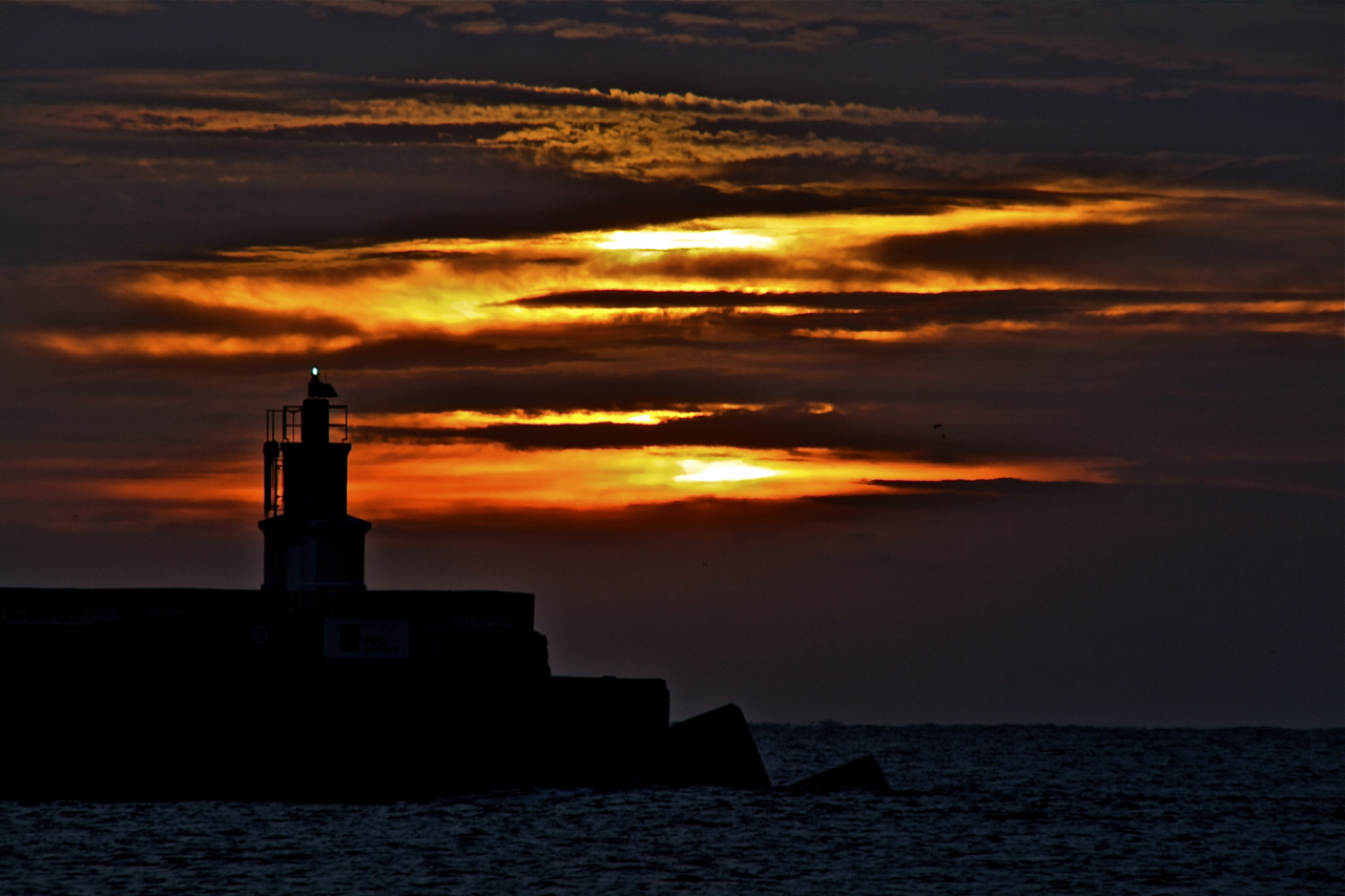 El faro. The lighthouse