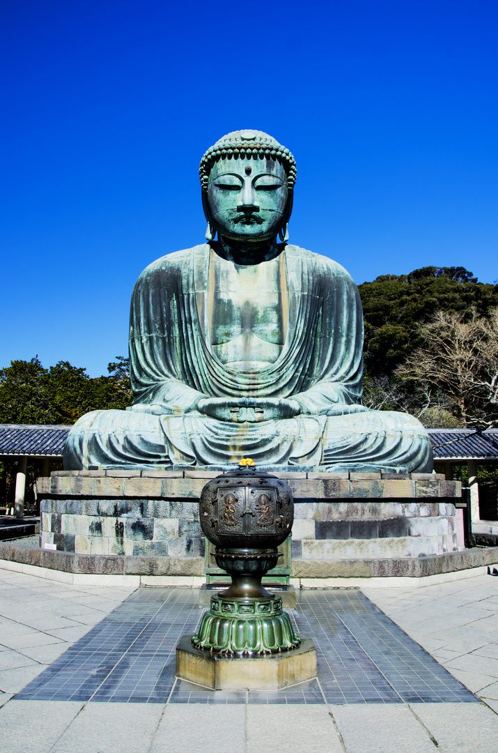 EL GRAN BUDA DE BRONCE