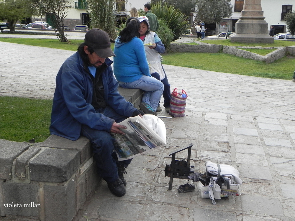 EL LUSTRADOR DE ZAPATOS