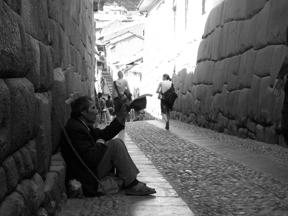 El mendigo Imagen & Foto fotografía callejera, personas Fotos de