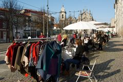 ...el mercadillo de Oporto...