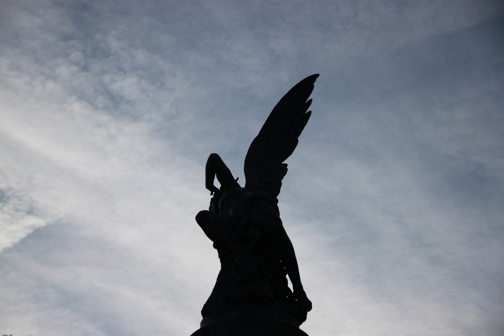 El Ángel Caído. Fallen Angel. Jardines del Buen Retiro. 3