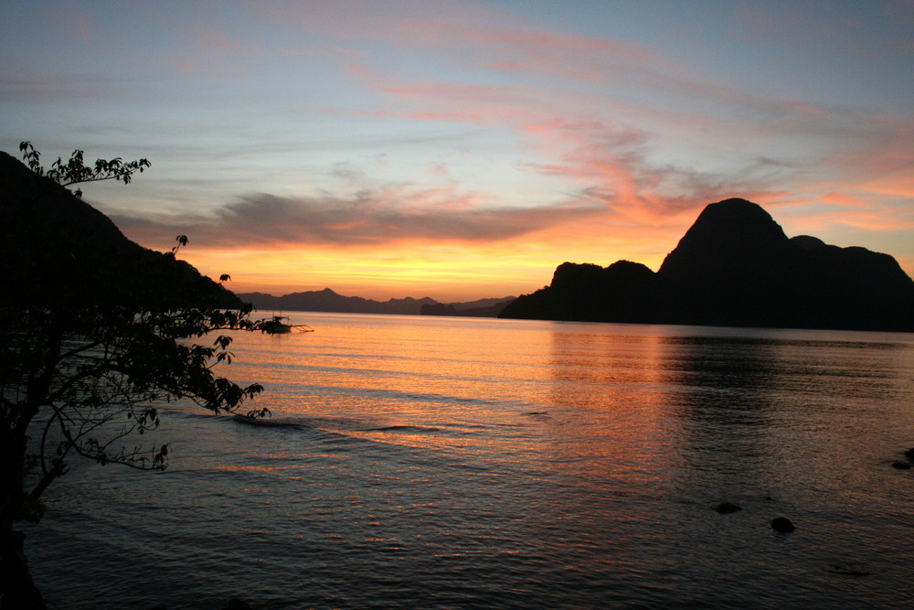 El Nido 6.24 pm