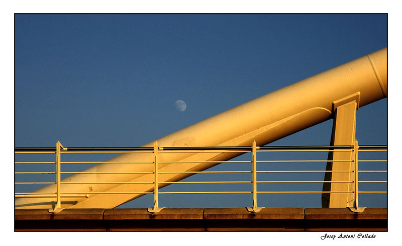 El pont de la lluna - The moon's bridge
