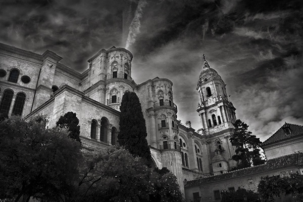 "EL REVERSO TENEBROSO DE LA CATEDRAL DE MALAGA"