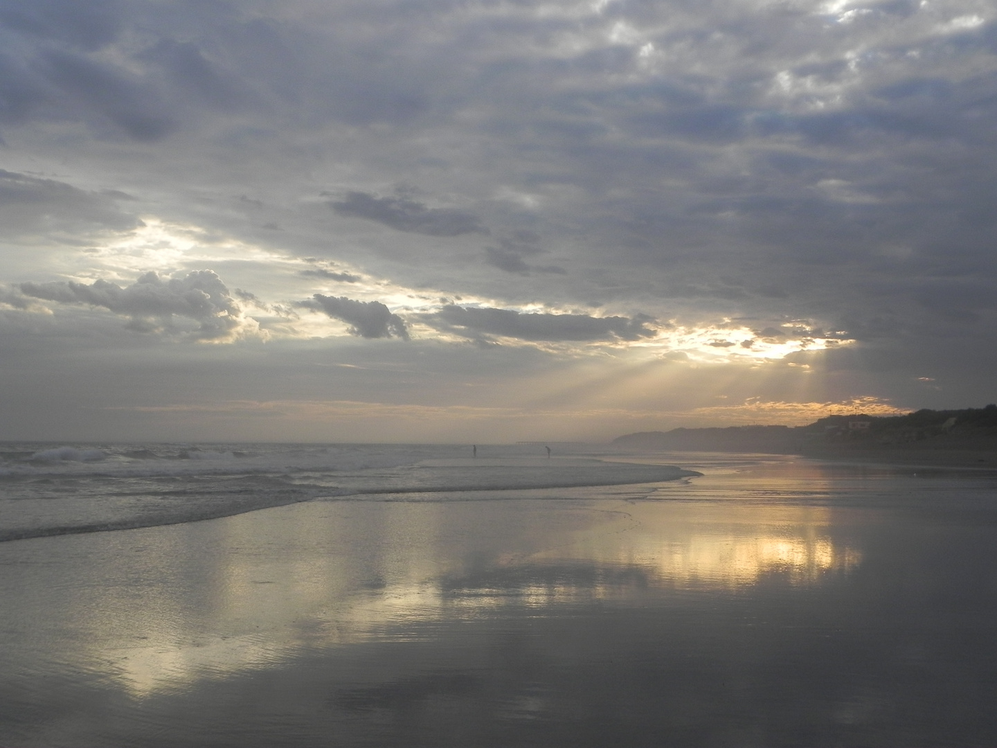 el sol siempre esta,necochea,argentina