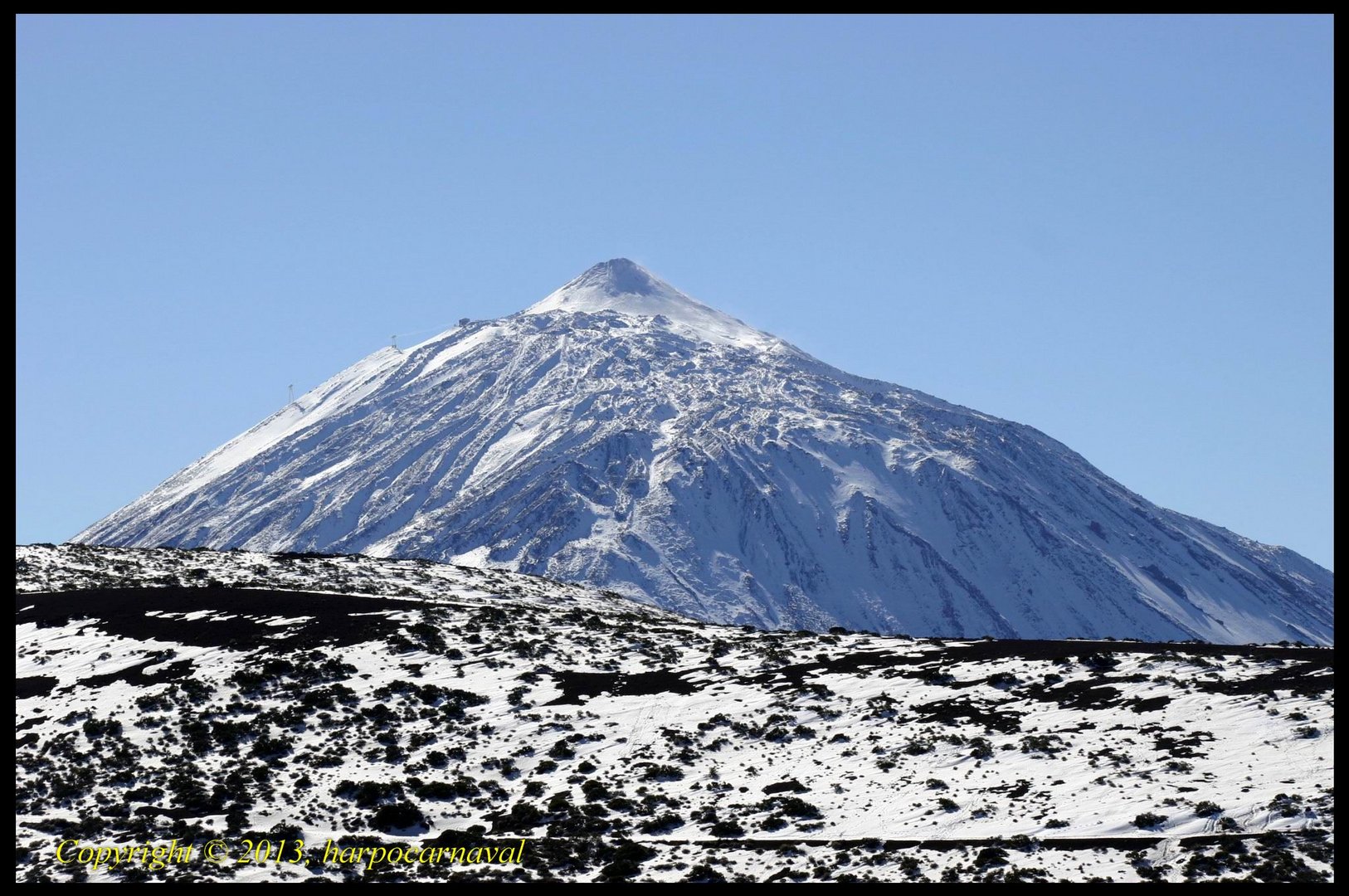 El Teide con su manto de nieve