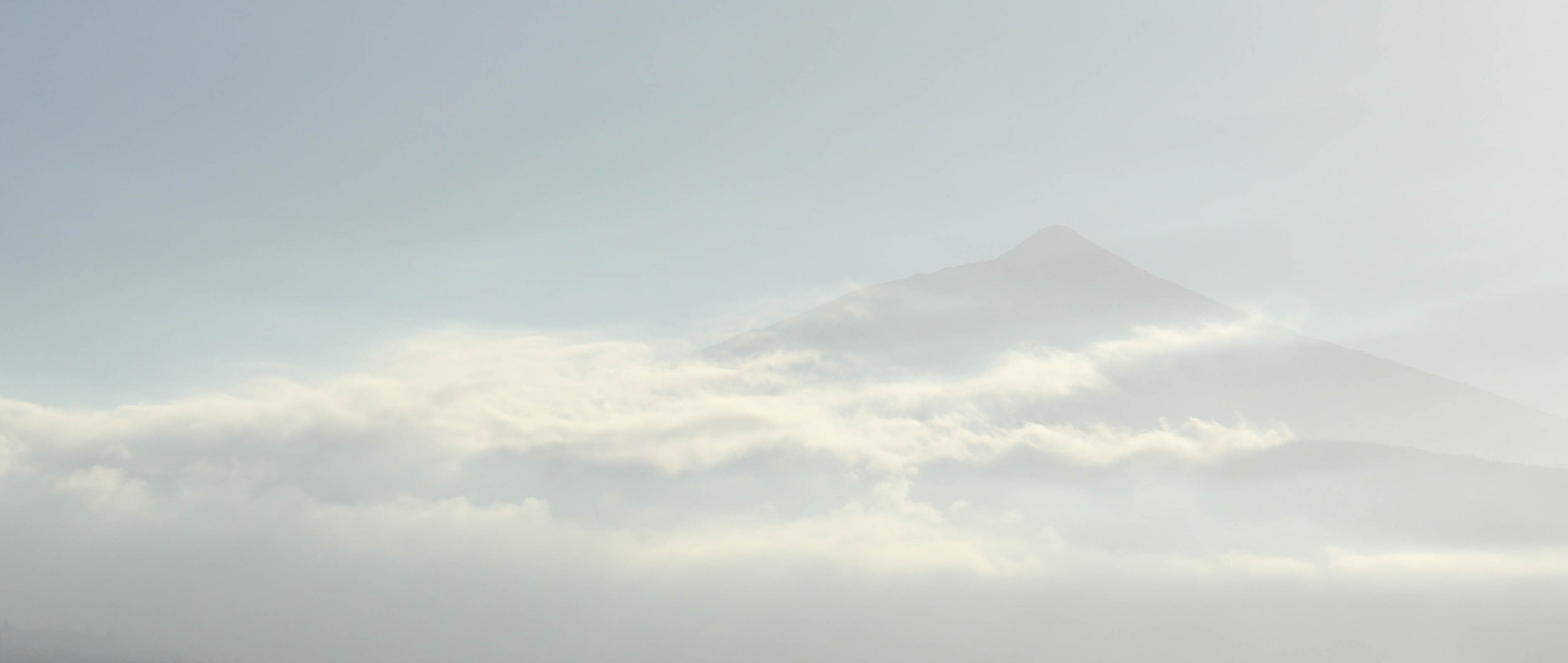 El Teide im Nebel II