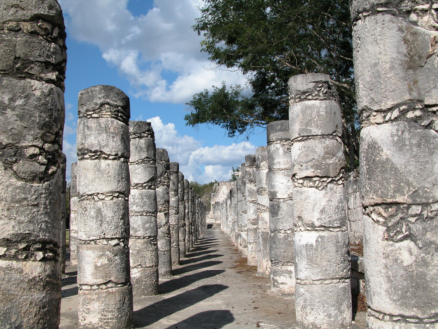 El Templo de las Mil Columnas (Chichén Itzá)