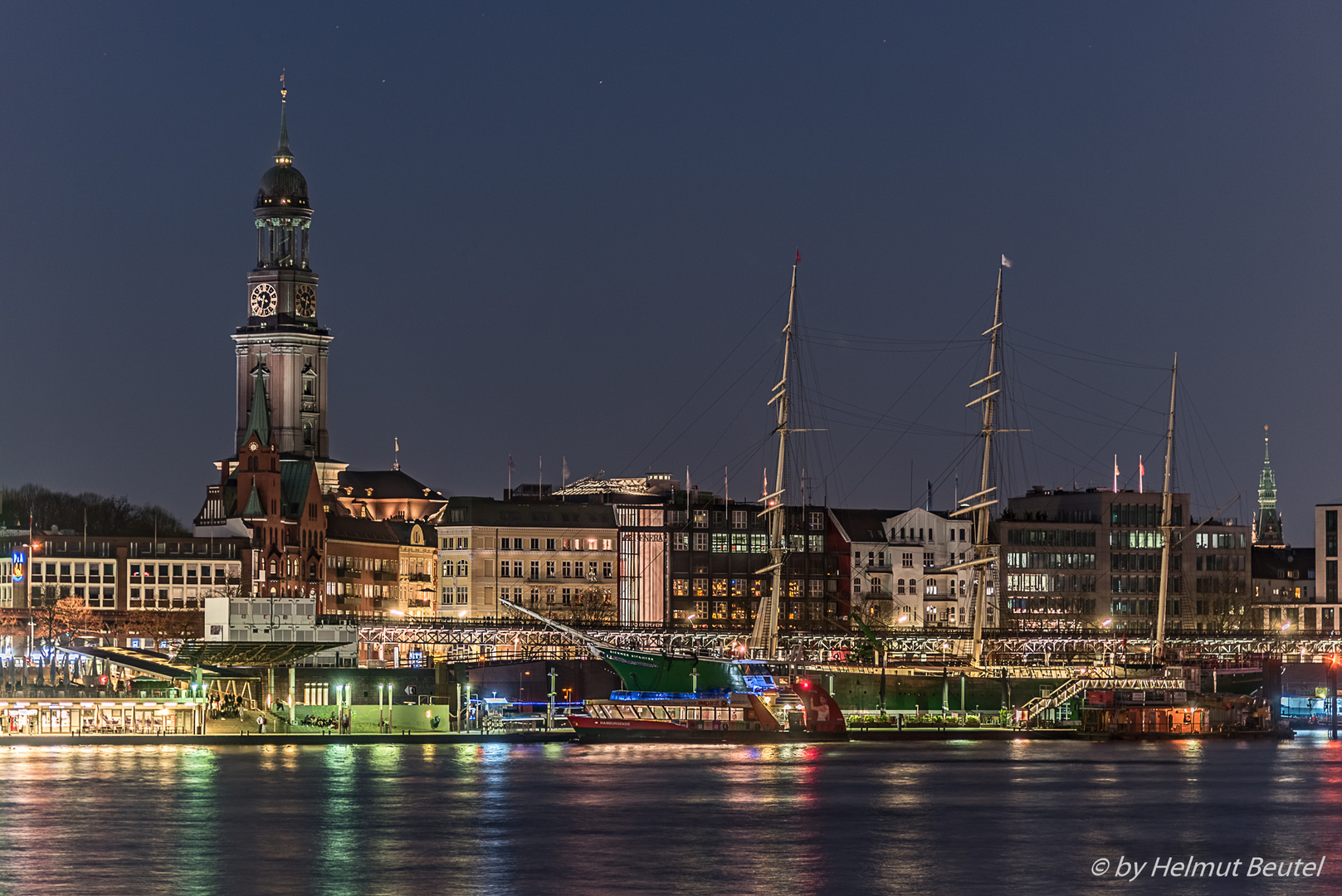 Elbblick - Michel und Rickmer Rickmers