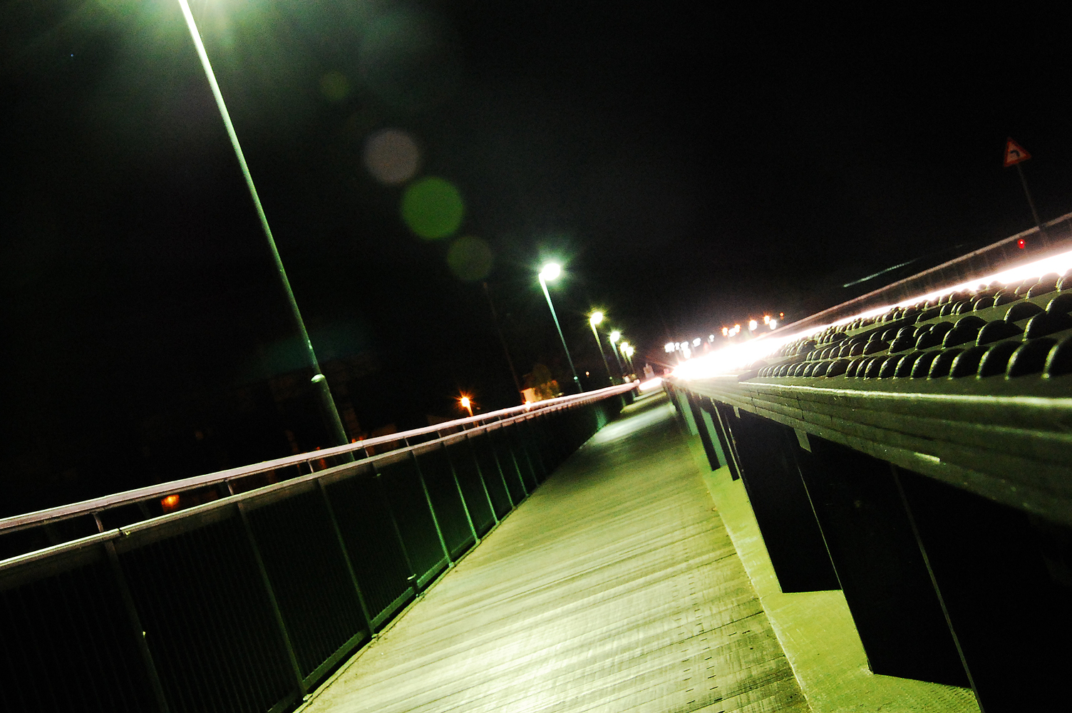 Elbbrücke bei Nacht