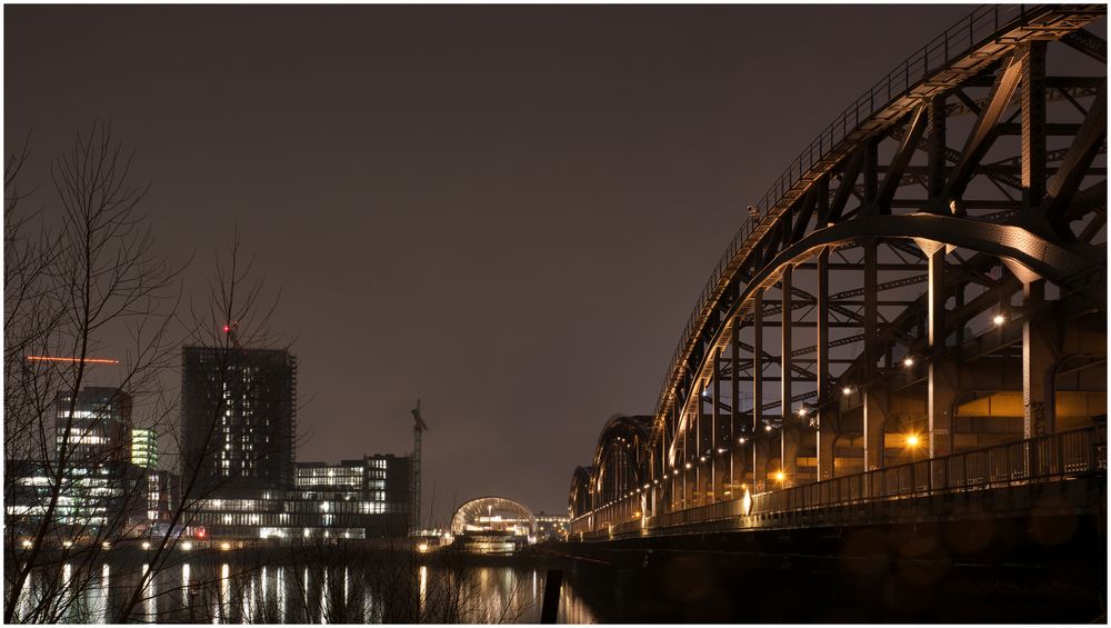 Elbbrücke und Hafencity