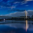 Elbbrücke zur blauen Stunde