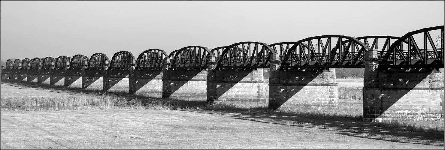 Elbbrücke....Dömitz