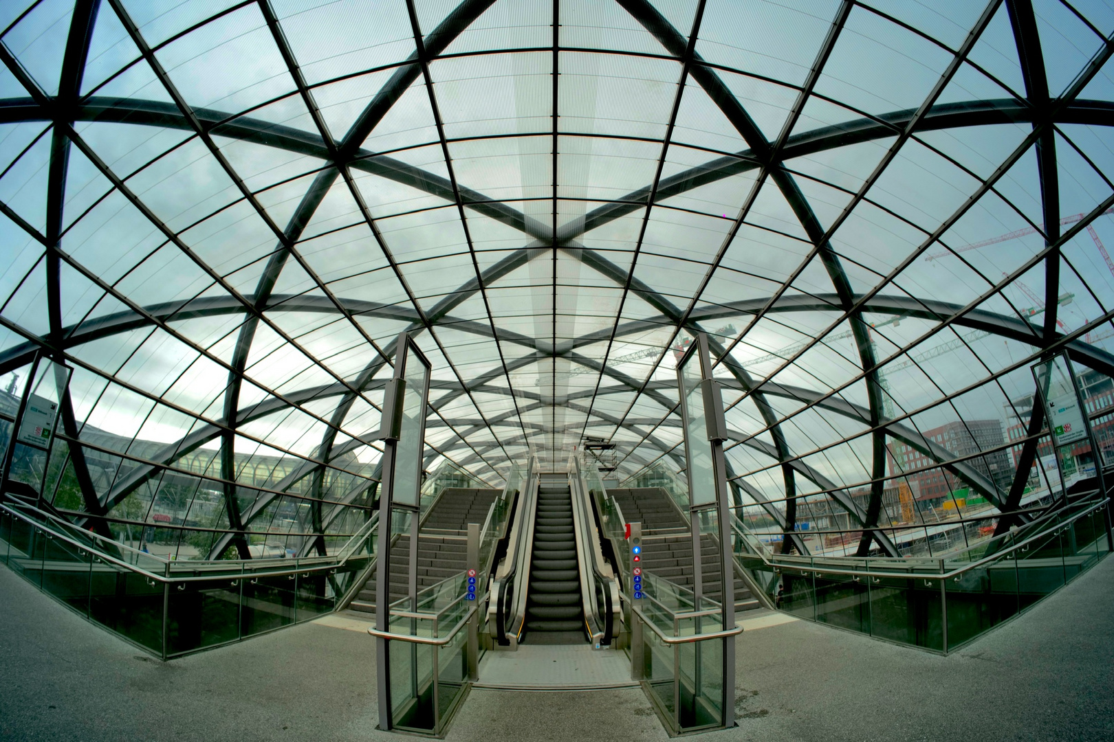 Elbbrücken in Hamburg/HafenCity