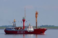 ELBE 1 auf Elbe