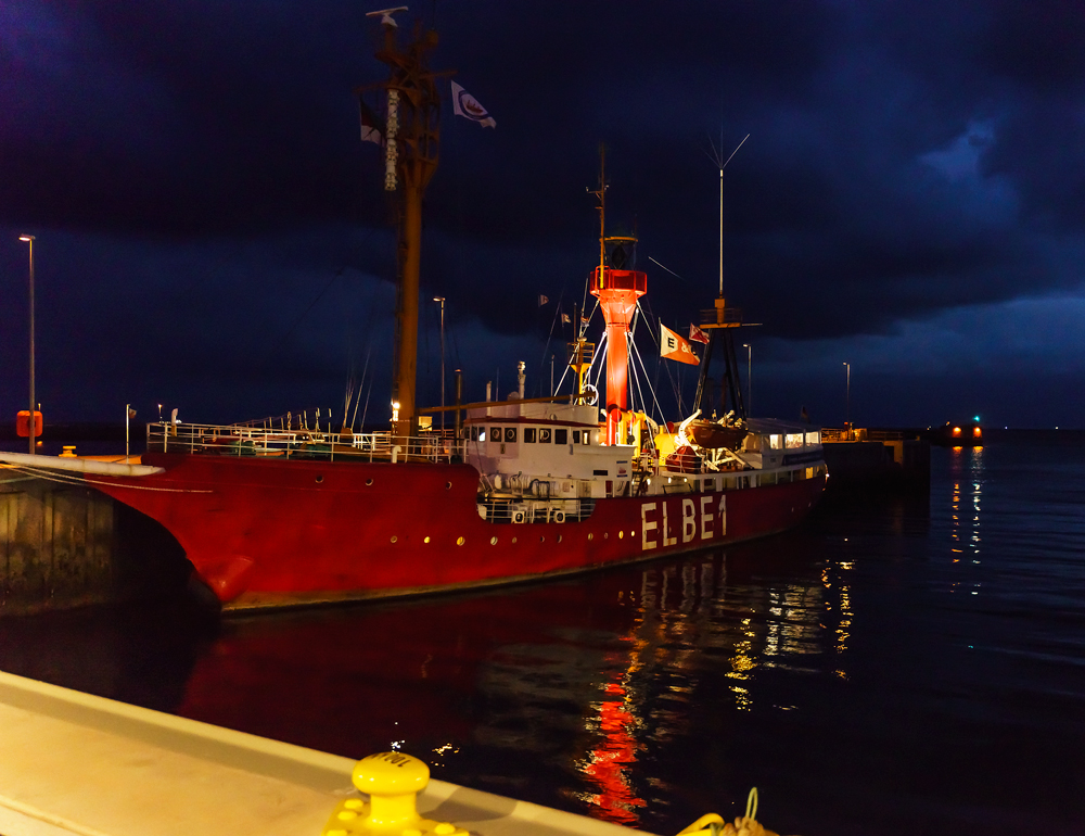 Elbe-1-bei-Nacht