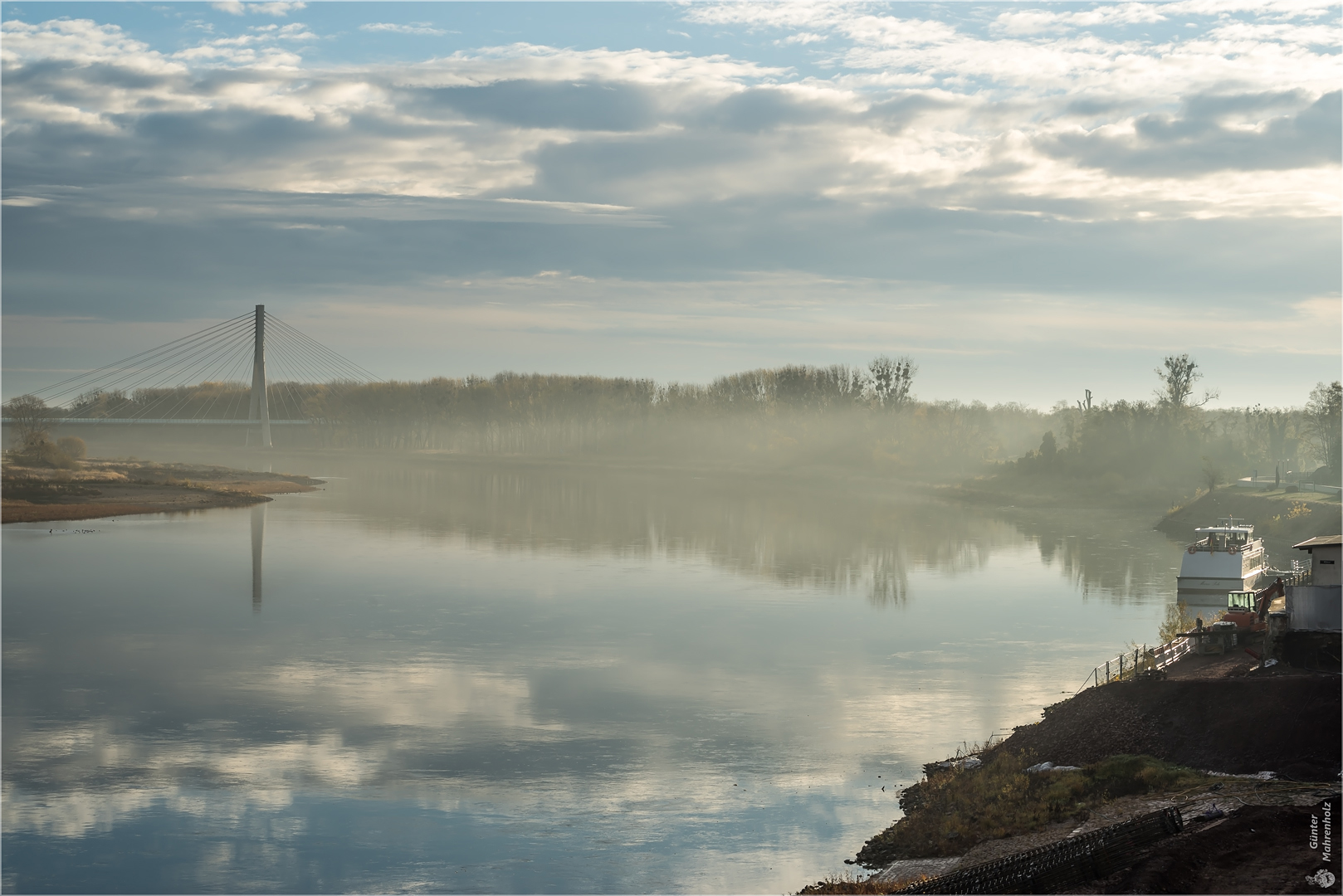 Elbe am Morgen