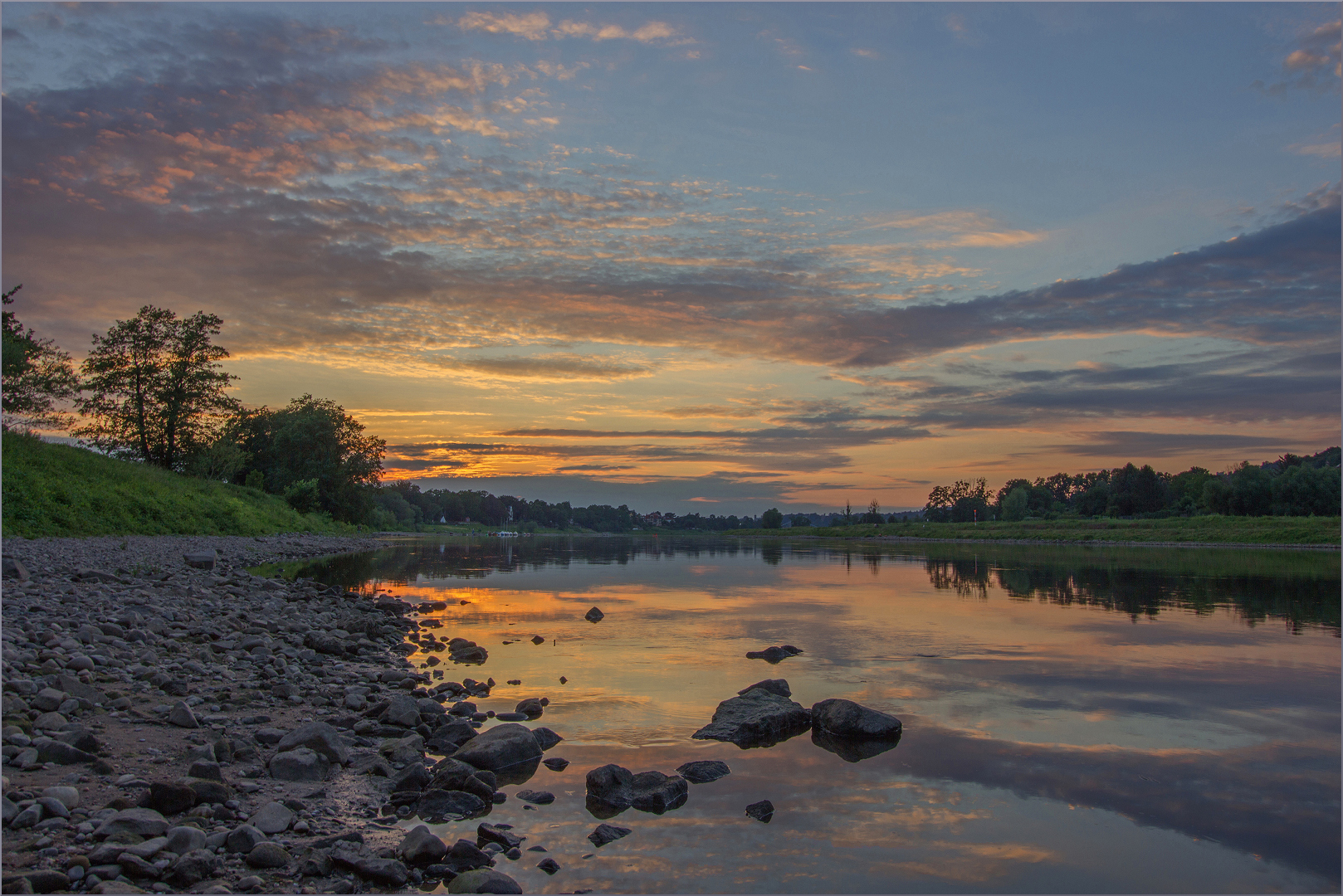 Elbe auf Tiefgang 