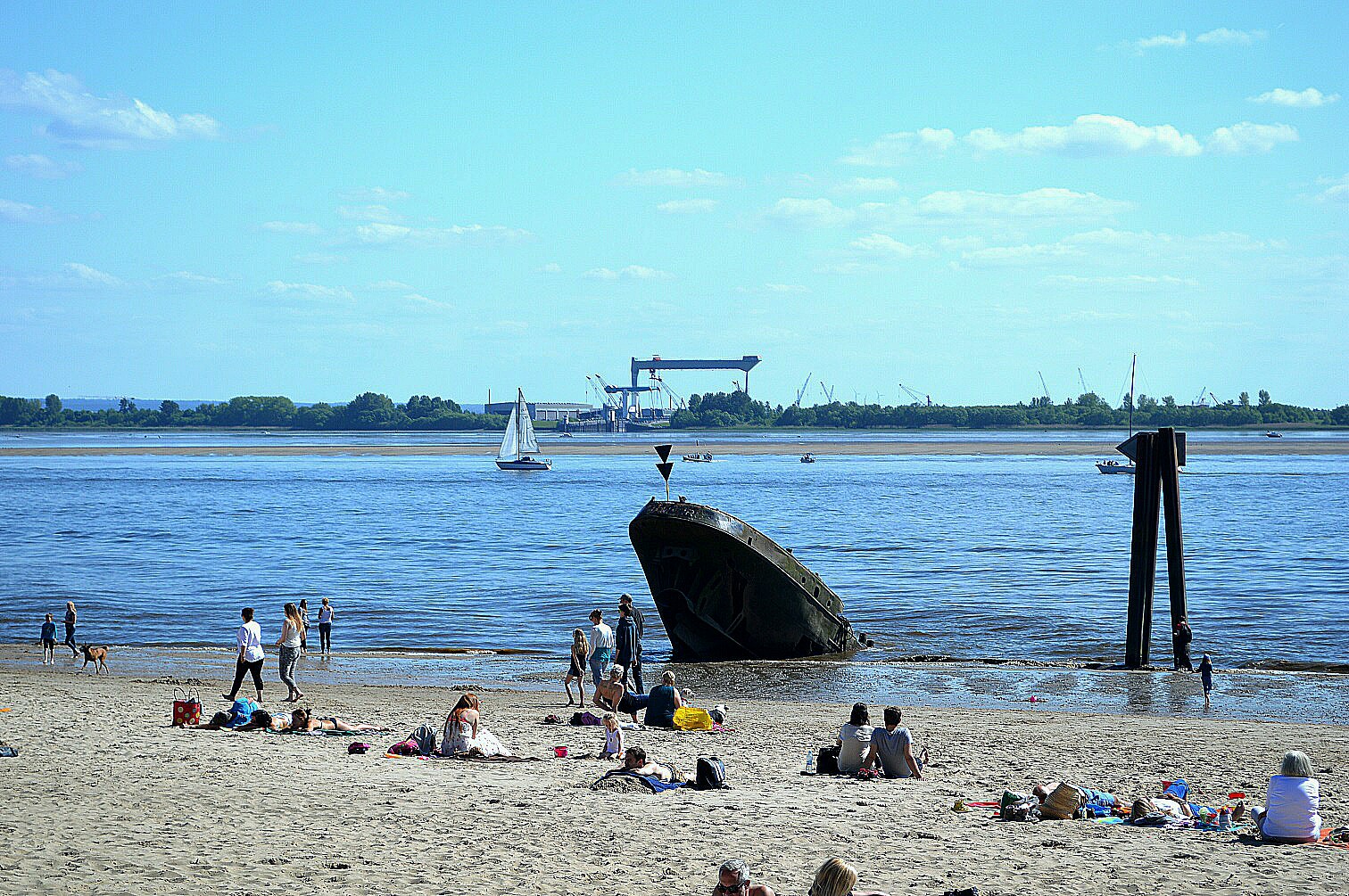 Elbe bei Hamburg-Blankenese