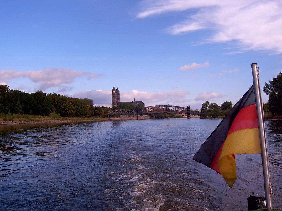 elbe bei magdeburg