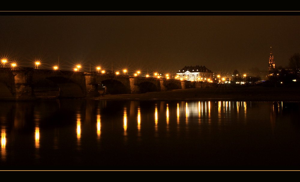 Elbe bei Nacht