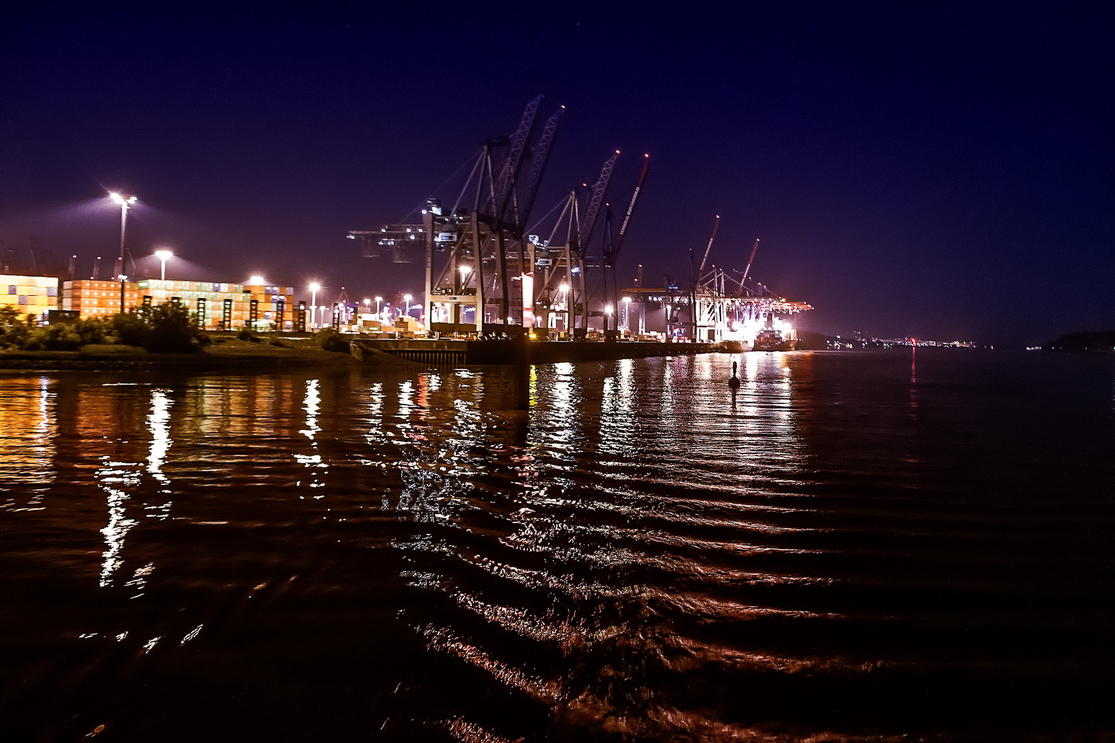 Elbe bei Nacht