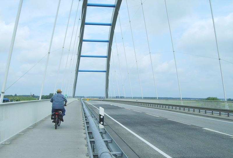 Elbe-Brücke bei Tangermünde