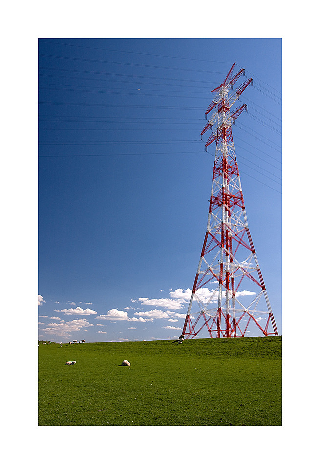 Elbe Deich unter Strom