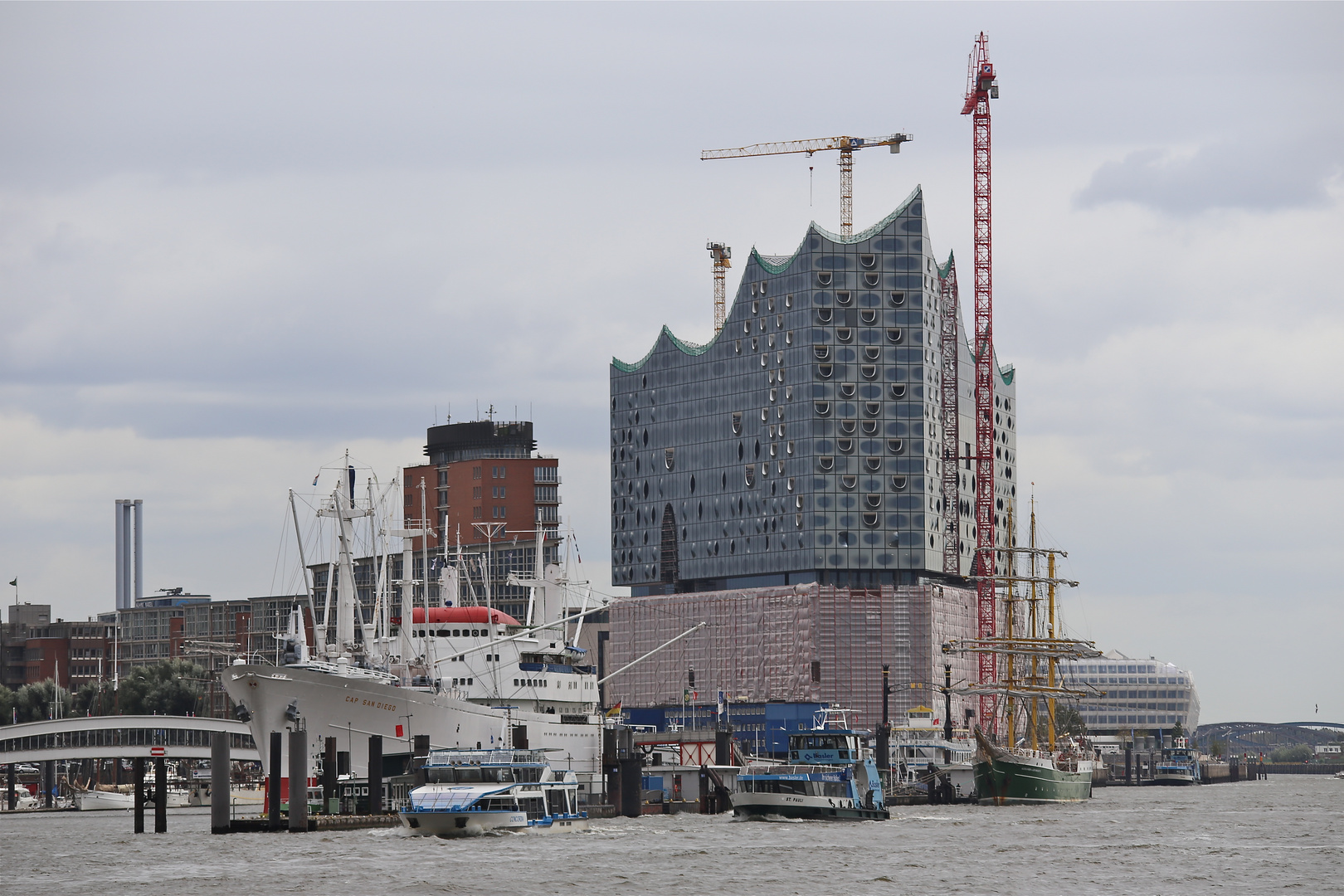 Elbe, Hafen , Elbphilharmonie,